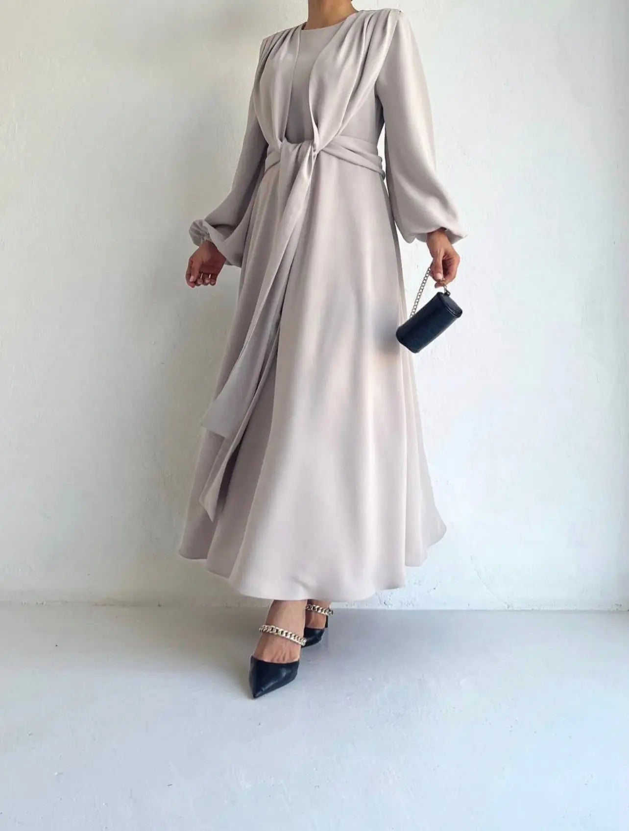 Kleid mit Schulterdrapierung S A Y A H