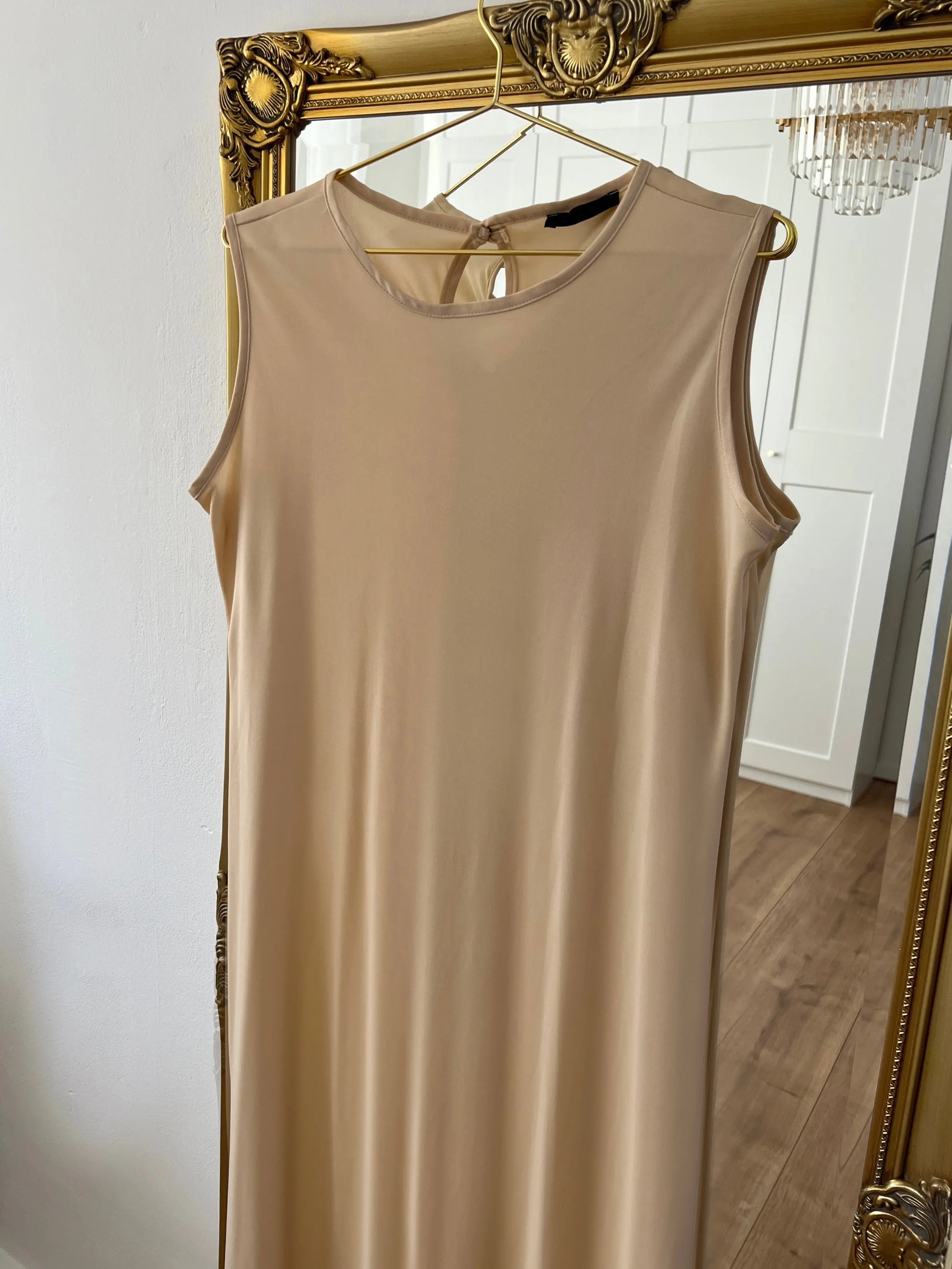 Unterkleid beige S A Y A H